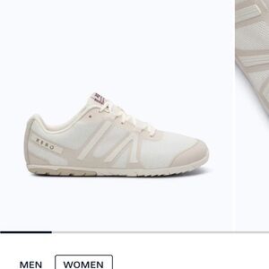 Xero Womens HFS Original Roadrunner  Athletic Shoe - Cream